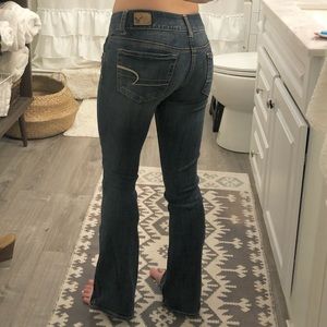 American eagle artist stretch jeans